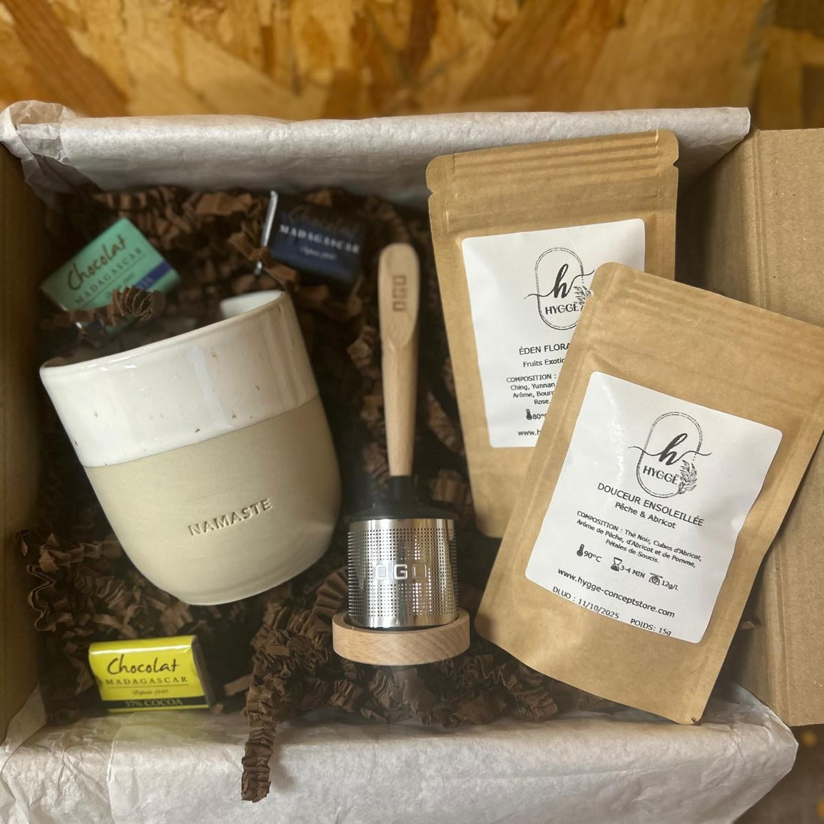 coffret-cadeau-eclats-de-saveurs-mug-infuseur-thes-hygge-concept-store