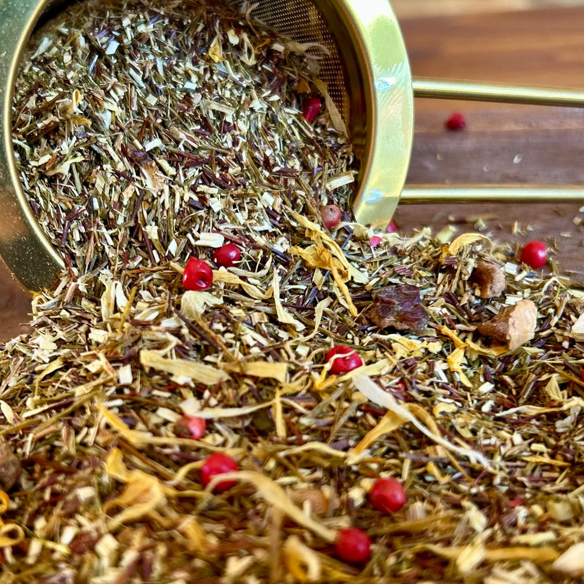 Photo du rooibos Délice Pêche BIO – Infusion gourmande à la pêche de vigne et rooibos vert.