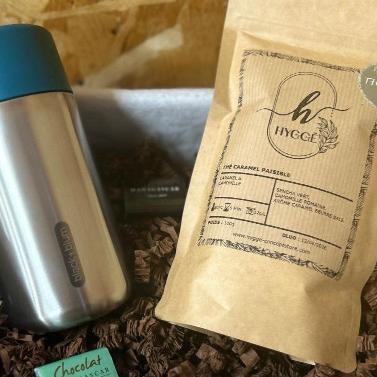 tasse_voyage_isotherme_340ml_inox_1_sachet_the_vert_100g_hygge_conceptstore