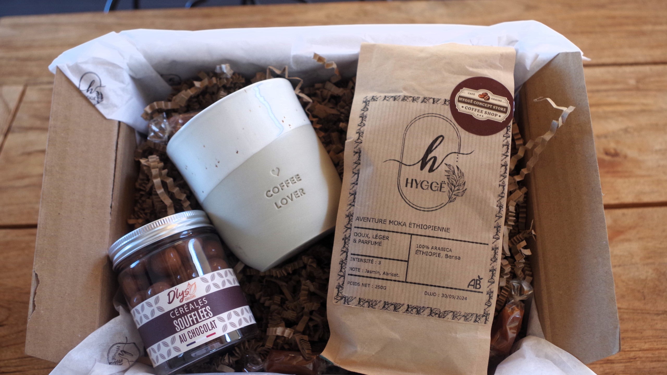 Coffret Saint-Valentin "Éveil des Sens" - Hyggë Concept Store café