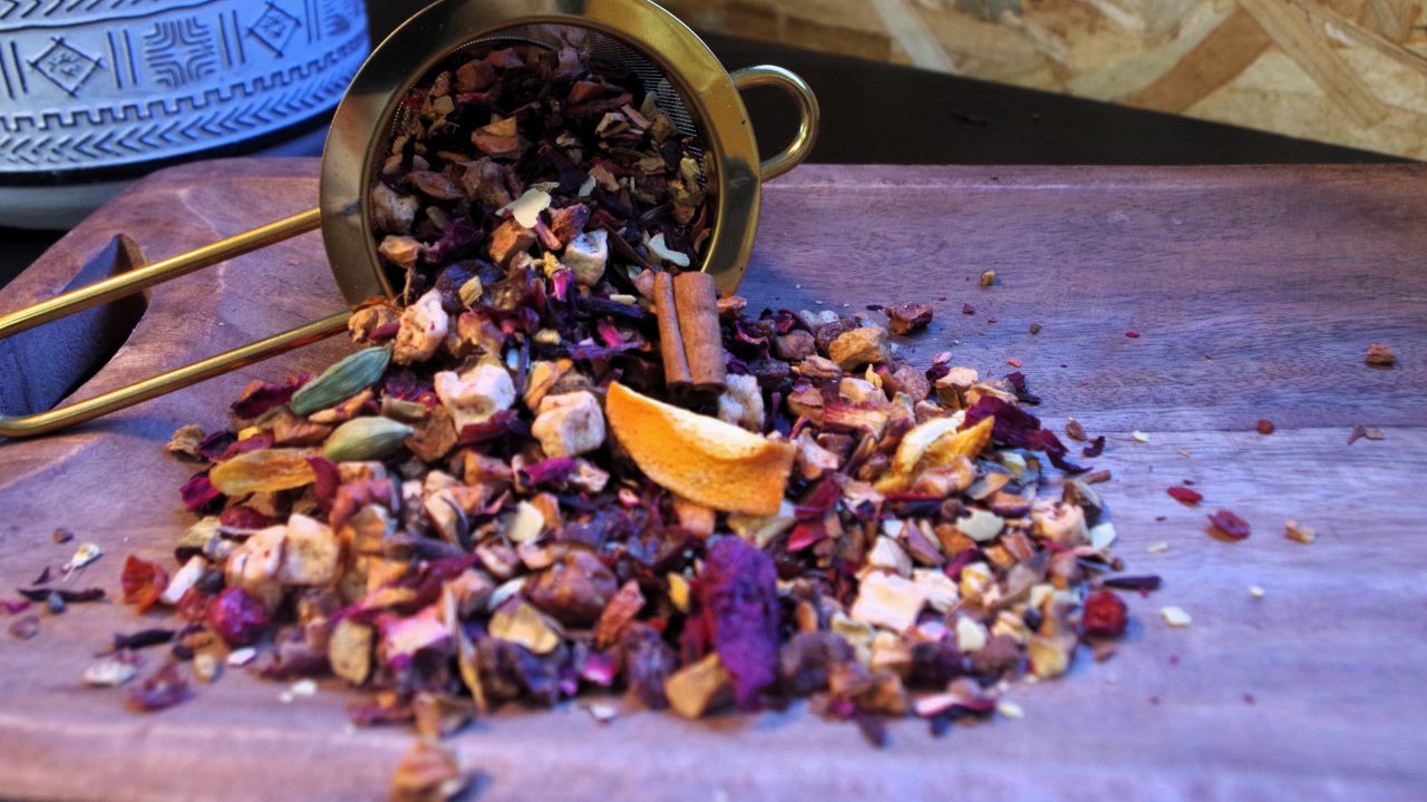 Photo de l’infusion Délice d’Épices – Infusion aux fruits et aux épices.