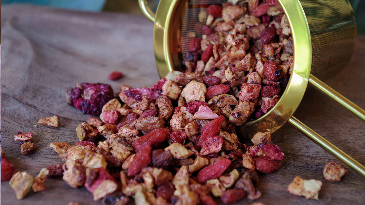 Photo de l’infusion Goji Boost – Infusion fruitée aux baies de goji, mûres et fraises sauvages.