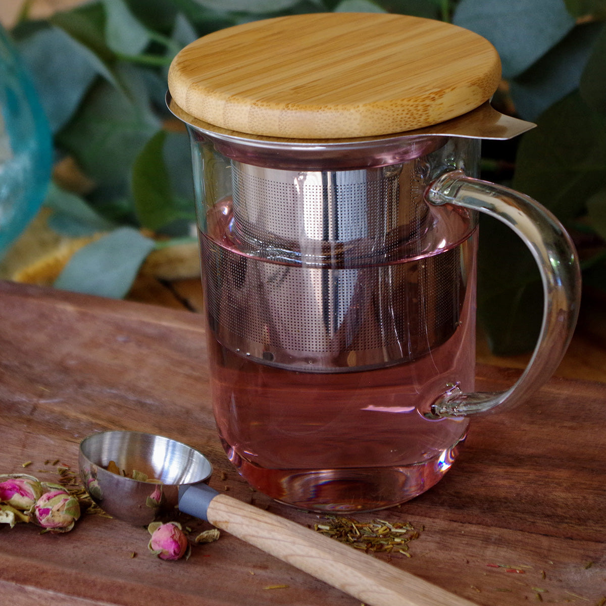 hygge concept store tasse en verre avec infuseur et couvercle