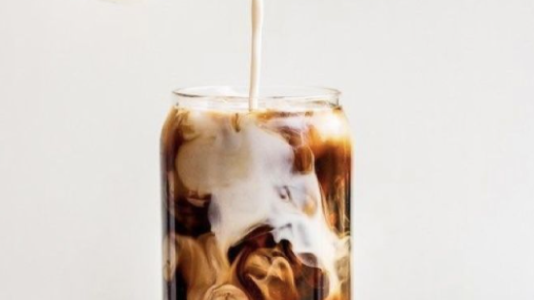 ☕❄️ Comment faire un café glacé maison ? La recette facile, rapide et délicieuse