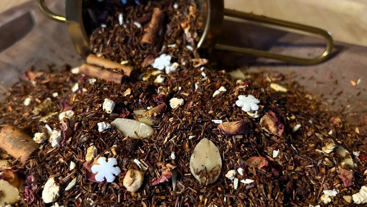 Photo du Rooibos Douceur Gourmande – Infusion gourmande à la coco, grenade et amande.