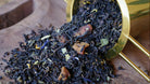Photo du thé Éclats d’Orange & Mangue BIO – Thé noir aux notes de mangue et orange, infusion exotique et gourmande.